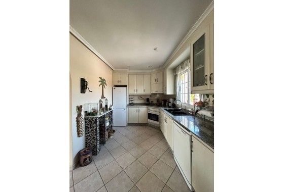 Wiederverkauf - Freistehende Villa -
Torrevieja - Aguas Nuevas