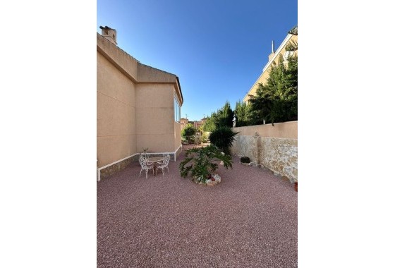 Wiederverkauf - Freistehende Villa -
Torrevieja - Aguas Nuevas