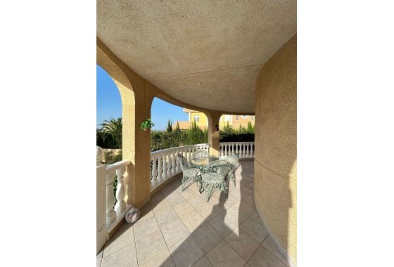 Wiederverkauf - Freistehende Villa -
Torrevieja - Aguas Nuevas