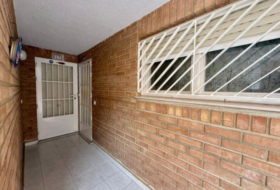 Venta - Apartamento / Piso -
Torrevieja