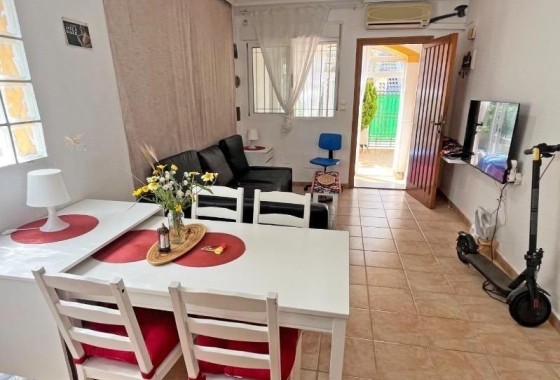 Resale - Townhouse -
Guardamar del Segura - El Edén - Los Estaños