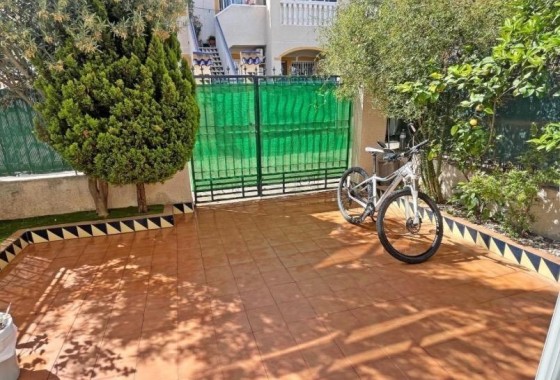 Resale - Townhouse -
Guardamar del Segura - El Edén - Los Estaños