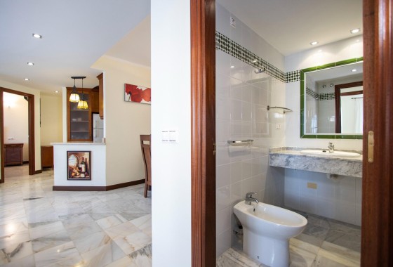 Herverkoop - Appartement / Flat -
Torrevieja - Los Frutales