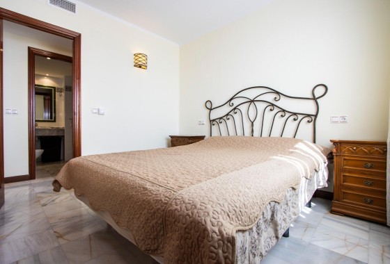 Herverkoop - Appartement / Flat -
Torrevieja - Los Frutales