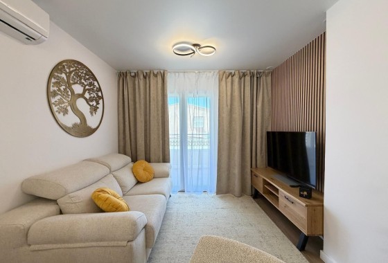 Sprzedaż - Apartament / Mieszkanie -
Torrevieja - Nueva Torrevieja
