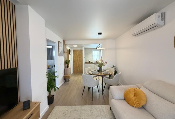 Sprzedaż - Apartament / Mieszkanie -
Torrevieja - Nueva Torrevieja
