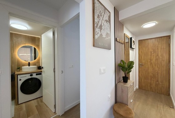 Sprzedaż - Apartament / Mieszkanie -
Torrevieja - Nueva Torrevieja