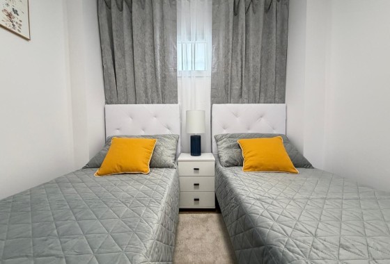 Sprzedaż - Apartament / Mieszkanie -
Torrevieja - Nueva Torrevieja