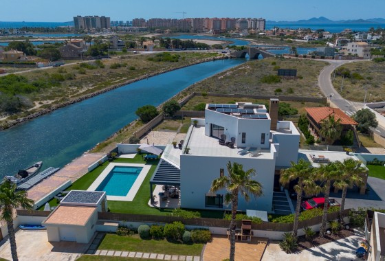 Sprzedaż - Willa wolnostojąca -
La Manga del Mar Menor - La Manga
