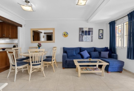 Venta - Adosado -
Torrevieja