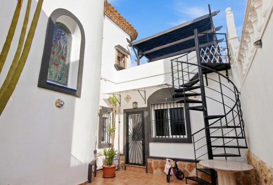 Resale - Detached Villa -
Rojales - La Marquesa Golf