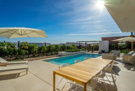 Venta - Chalet Independiente -
Orihuela - Las Colinas Golf