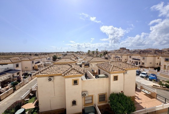 Venta - Apartamento / Piso -
Orihuela Costa