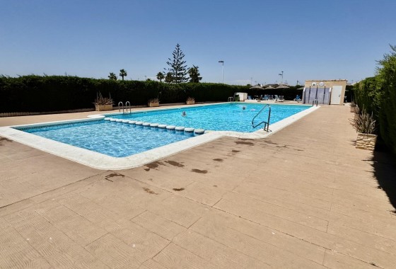 Herverkoop - Rijhuis -
Torrevieja - La Siesta - El Salado - Torreta