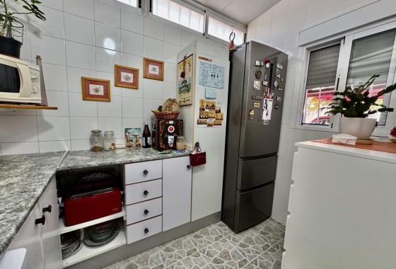 Herverkoop - Rijhuis -
Orihuela - Urbanización Perla del Mar