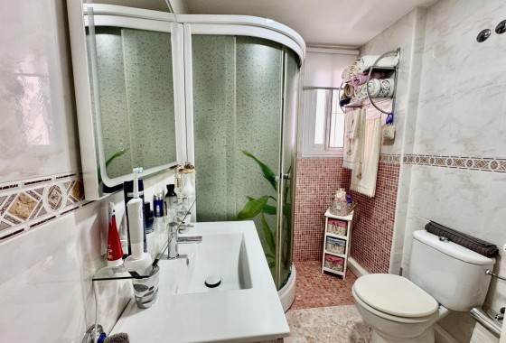 Herverkoop - Rijhuis -
Orihuela - Urbanización Perla del Mar