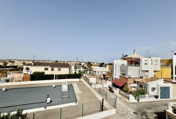 Herverkoop - Rijhuis -
Orihuela - Urbanización Perla del Mar