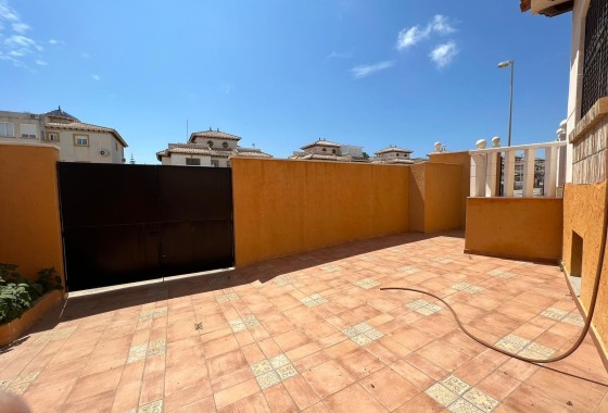 Resale - Semi Detached Villa -
Orihuela Costa - Montezenia