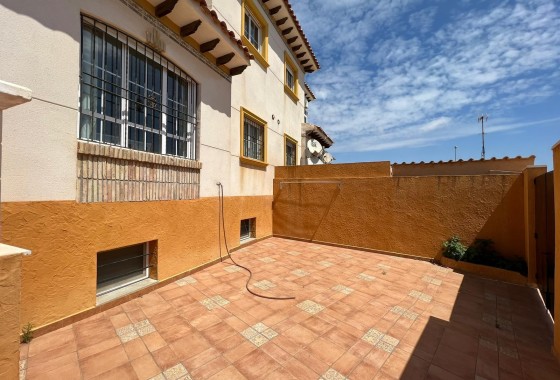 Resale - Semi Detached Villa -
Orihuela Costa - Montezenia