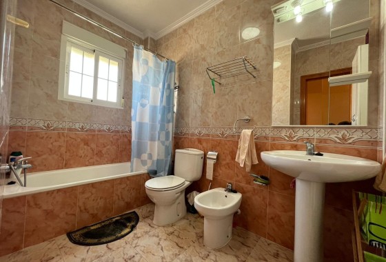 Resale - Semi Detached Villa -
Orihuela Costa - Montezenia