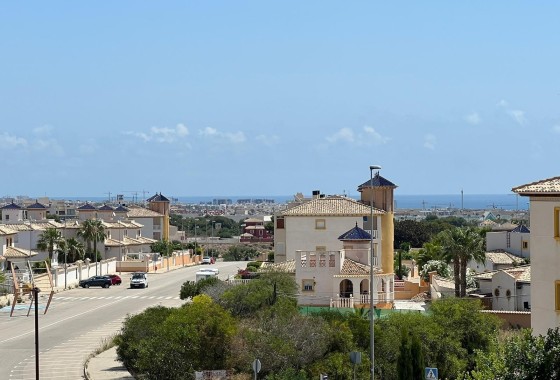 Resale - Semi Detached Villa -
Orihuela Costa - Montezenia