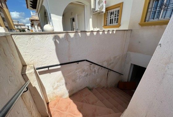 Resale - Semi Detached Villa -
Orihuela Costa - Montezenia