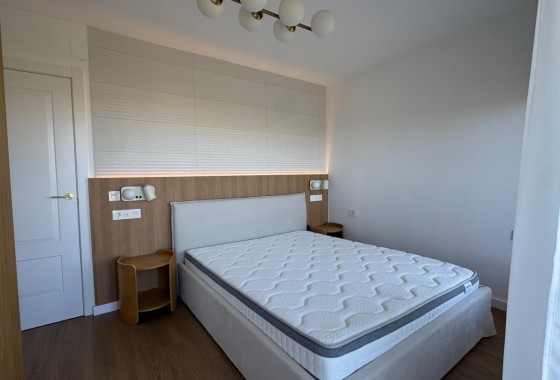 Herverkoop - Appartement / Flat -
Torrevieja - Punta Prima