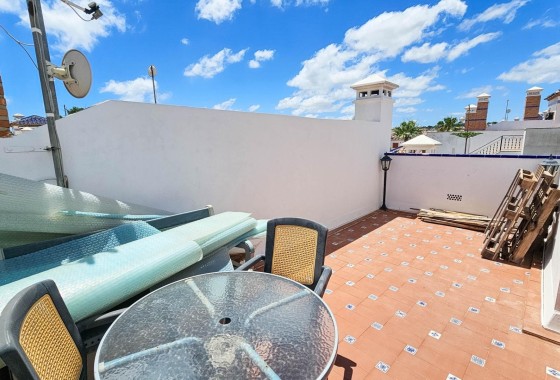 Revente - Maison de ville -
Orihuela Costa - PAU 8
