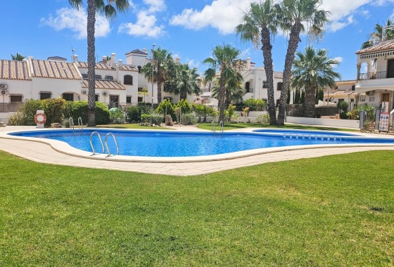Revente - Maison de ville -
Orihuela Costa - PAU 8