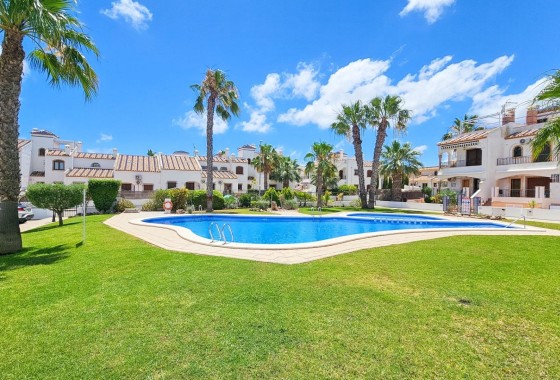 Revente - Maison de ville -
Orihuela Costa - PAU 8