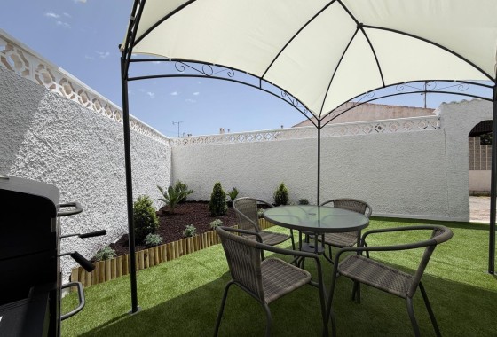 Revente - Appartement -
Torrevieja - El Limonar