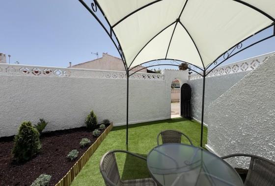 Revente - Appartement -
Torrevieja - El Limonar