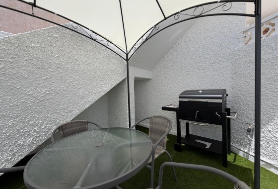 Revente - Appartement -
Torrevieja - El Limonar