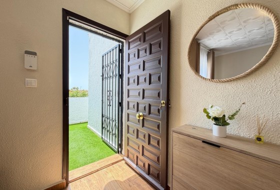 Revente - Appartement -
Torrevieja - El Limonar