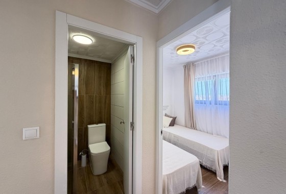 Revente - Appartement -
Torrevieja - El Limonar