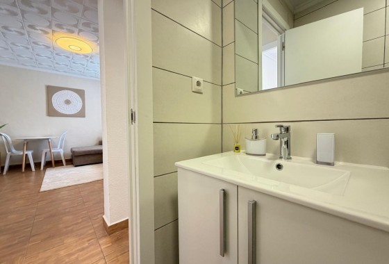 Revente - Appartement -
Torrevieja - El Limonar