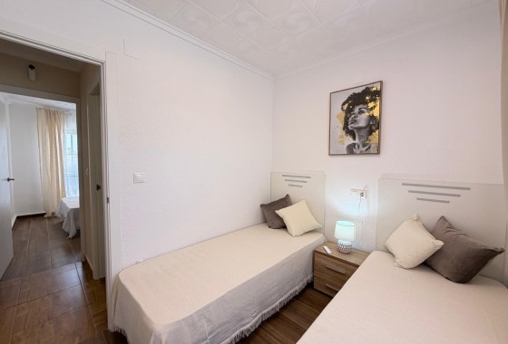 Revente - Appartement -
Torrevieja - El Limonar