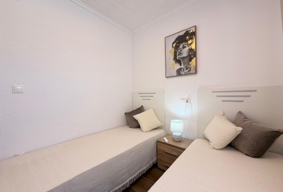 Revente - Appartement -
Torrevieja - El Limonar