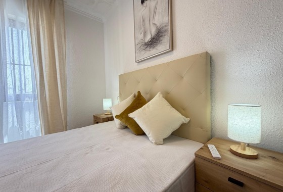 Revente - Appartement -
Torrevieja - El Limonar