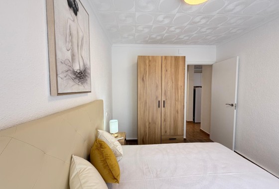 Revente - Appartement -
Torrevieja - El Limonar