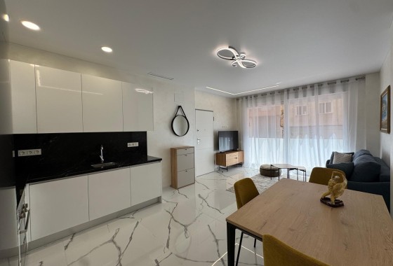 Herverkoop - Appartement / Flat -
Torrevieja