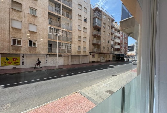 Herverkoop - Appartement / Flat -
Torrevieja