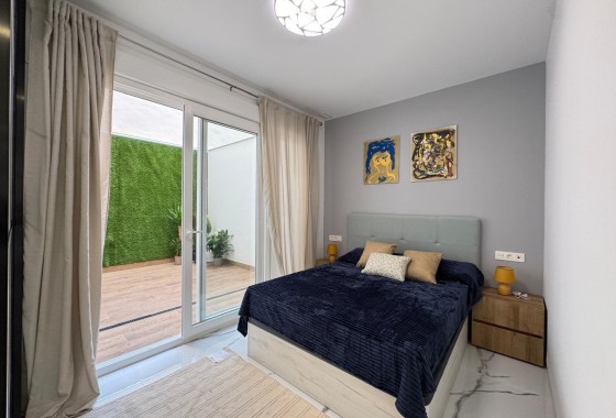 Herverkoop - Appartement / Flat -
Torrevieja