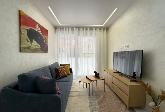 Wiederverkauf - Wohnung / Apartment -
Torrevieja