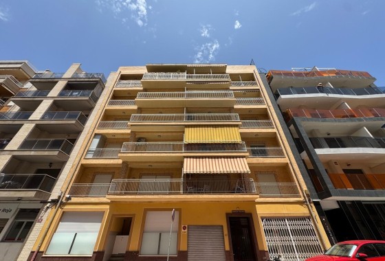 Wiederverkauf - Wohnung / Apartment -
Torrevieja