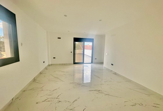 Wiederverkauf - Freistehende Villa -
Orihuela Costa