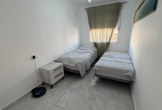 Revente - Appartement -
Torrevieja - Curva del Palangre