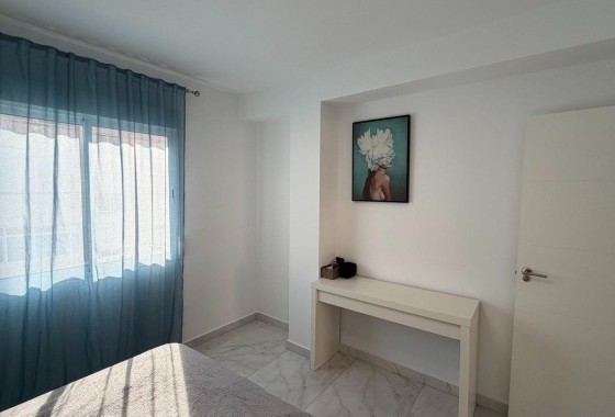 Revente - Appartement -
Torrevieja - Curva del Palangre