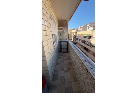 Revente - Appartement -
Torrevieja - Curva del Palangre