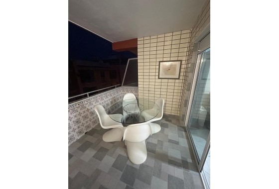 Revente - Appartement -
Torrevieja - Curva del Palangre